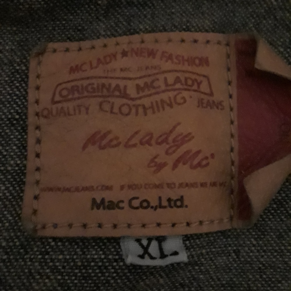 Denim jacket - Picture 2 of 3